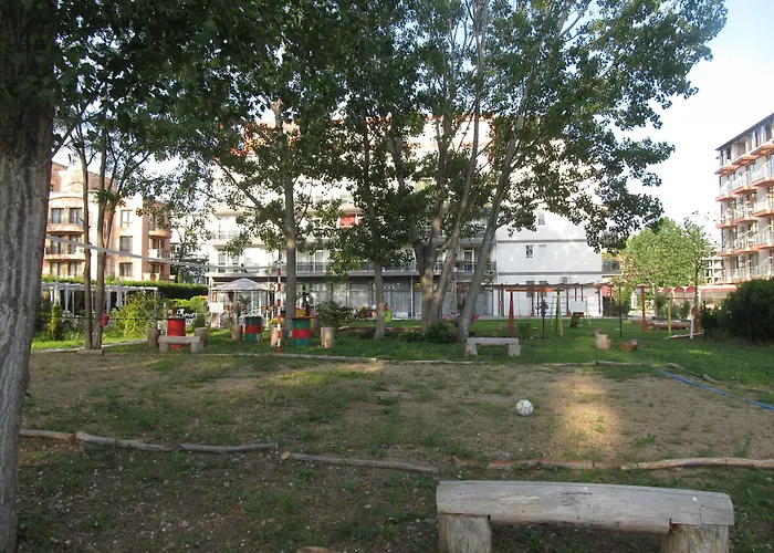 Отель Cote Dazure 3*