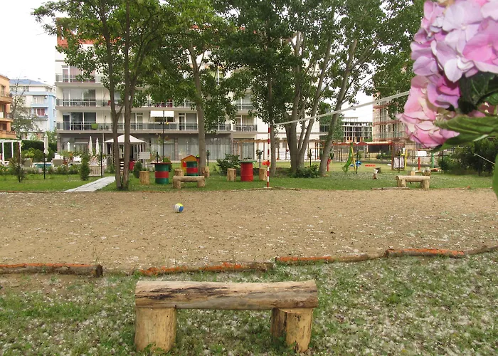 Отель Cote Dazure Солнечный берег