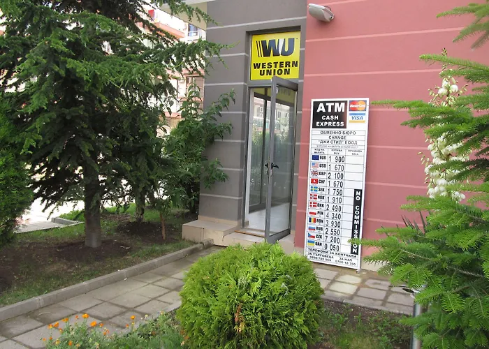 Cote Dazure Хотел 3*